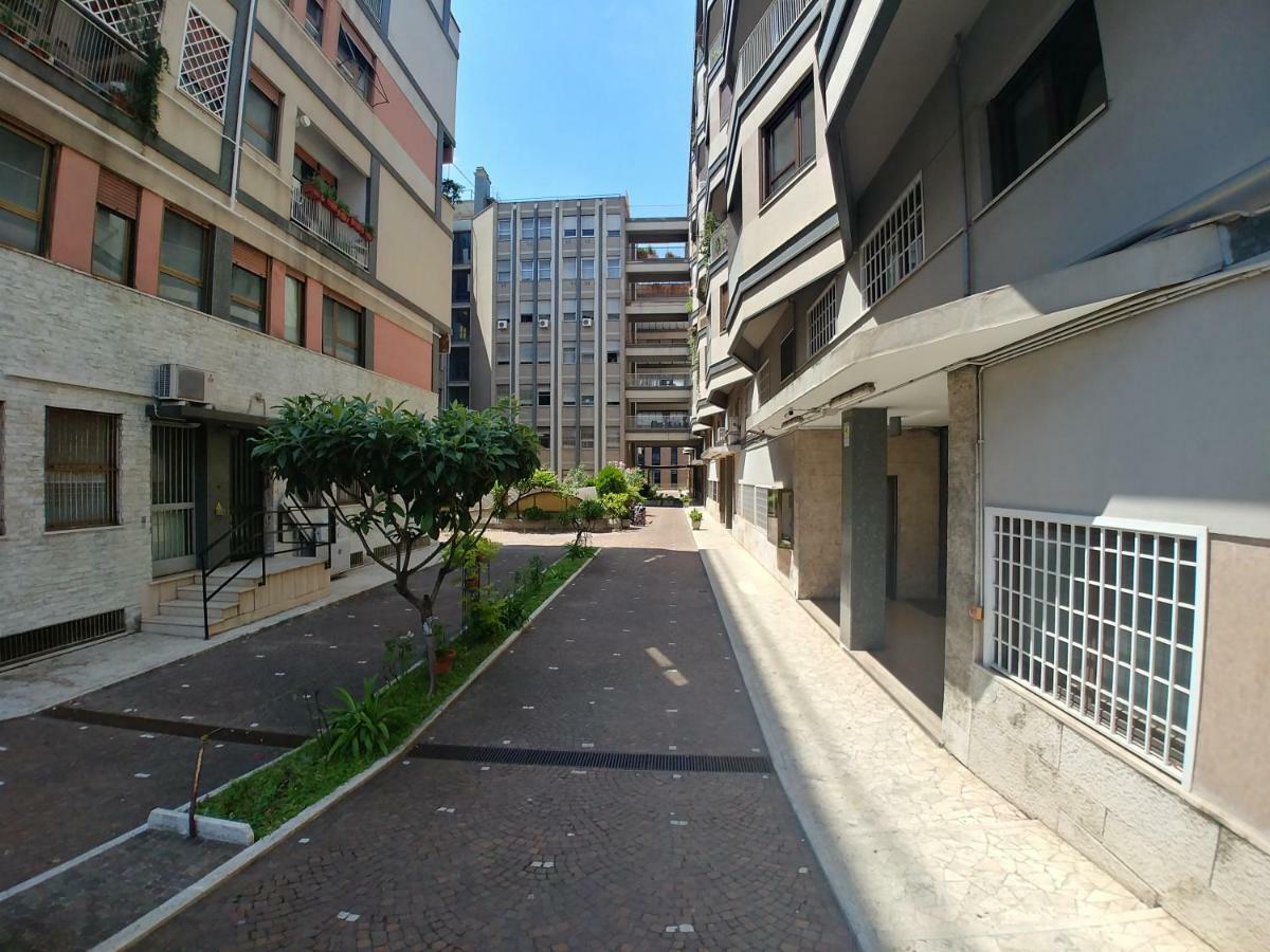 World Wide Bed San Giovanni โรม ภายนอก รูปภาพ